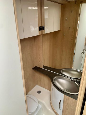 Eriba Hymer/eriba Living 555 Xl - Photo 8