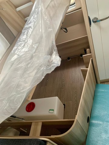 Hobby De Luxe 400 SFE - Photo 5