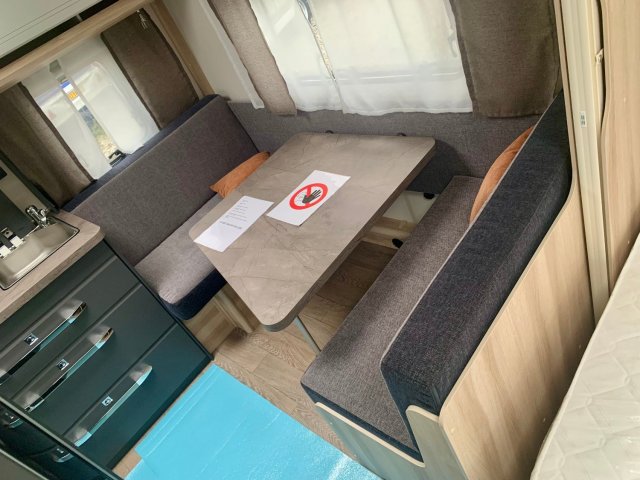 Hobby De Luxe 400 SFE - Photo 9