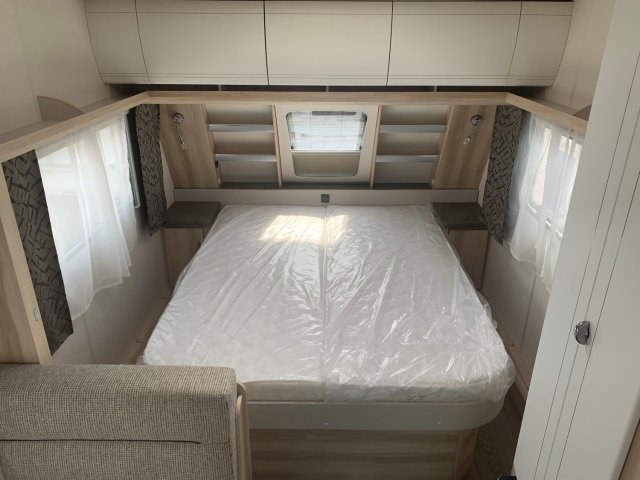 Hobby De Luxe 460 SFF - Photo 2