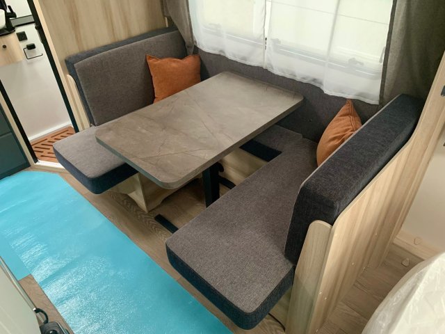 Hobby De Luxe 460 SFF - Photo 5