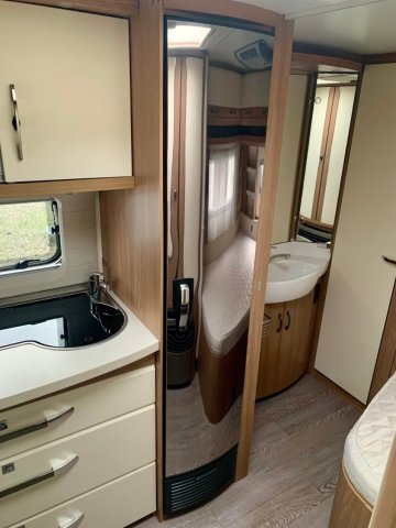 Hobby De Luxe 460 UFE - Photo 7