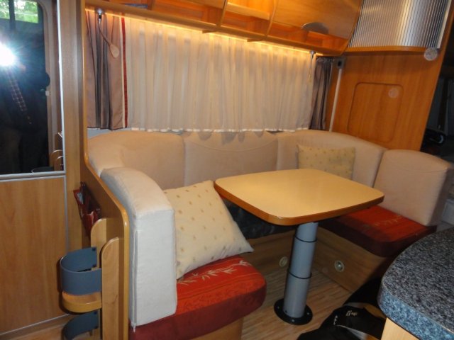 Hymer Nova 560 - Photo 11