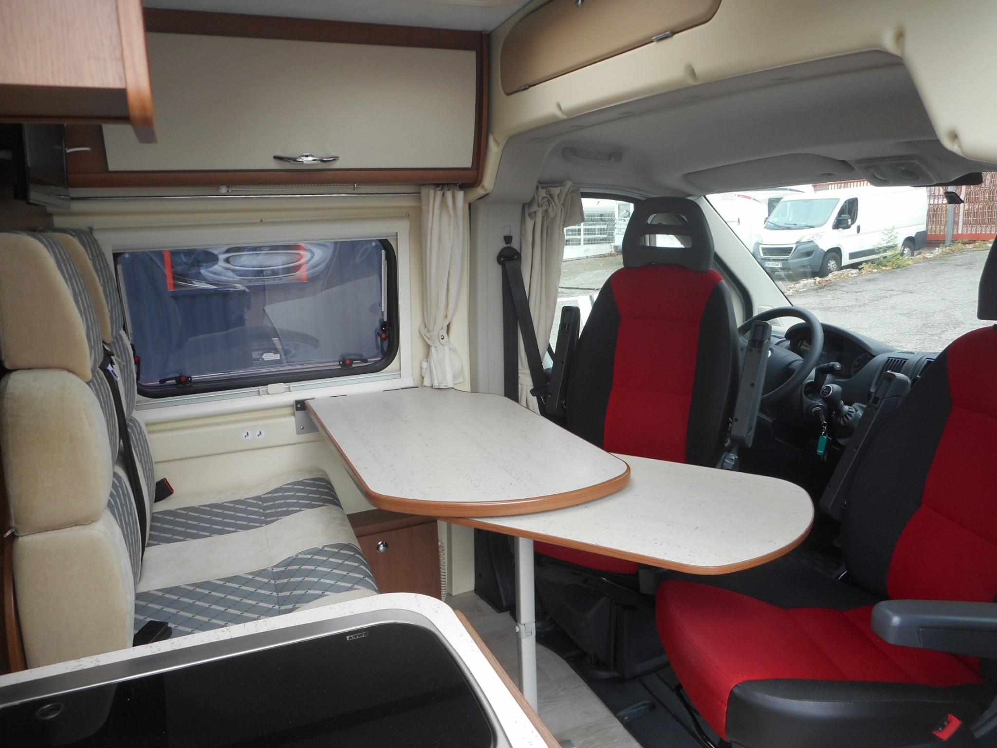 chausson twist 02 occasion de 2013 - fiat - camping car en vente  u00e0 fenouillet  haute-garonne