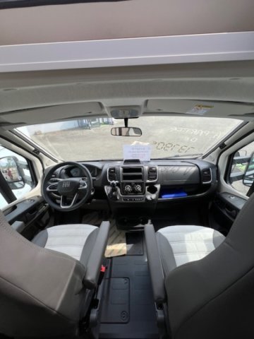 Sunlight T 69 LC Adventure Edition PROFILE - Photo 2