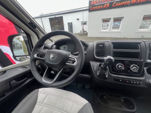 Sunlight V 60 Adventure Edition - Photo 9