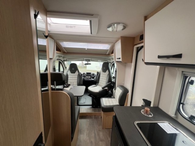 Sunlight V 60 Adventure Edition - Photo 14