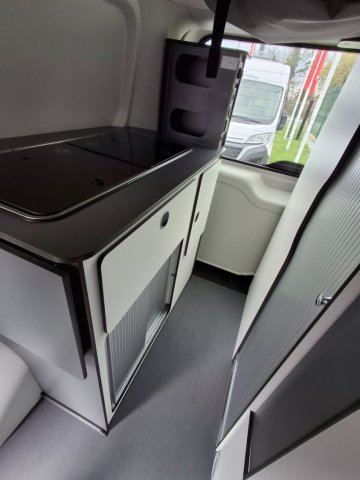 Font Vendome Auto Camper XL van - Photo 14