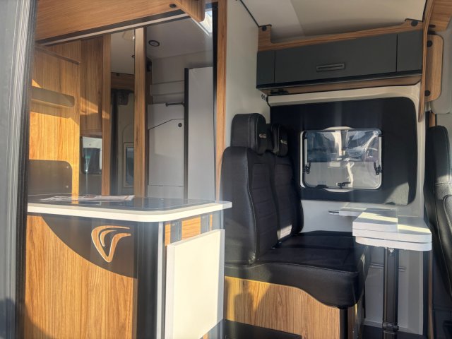 Font Vendome Forty Van FORTYVAN 4*2 - Photo 4