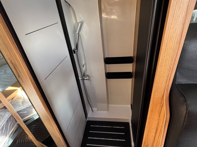 Font Vendome Forty Van FORTYVAN 4*2 - Photo 6