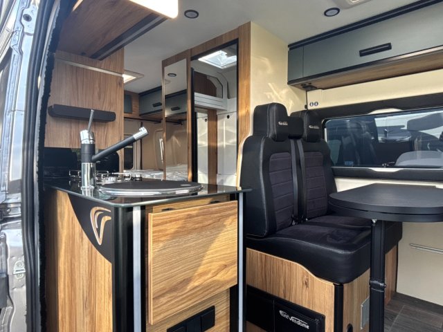 Font Vendome Leader Camp Elegance - Photo 4