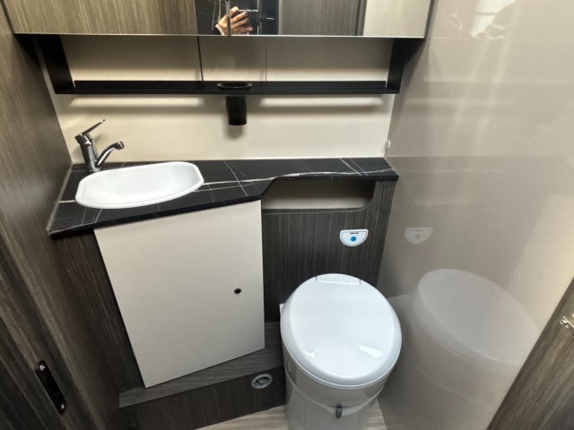 Mc Louis Nevis 881 - 25 EME EDITION - Photo 4