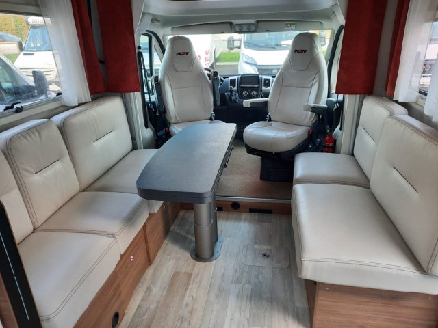 Pilote P 696 D Evidence - Photo 10