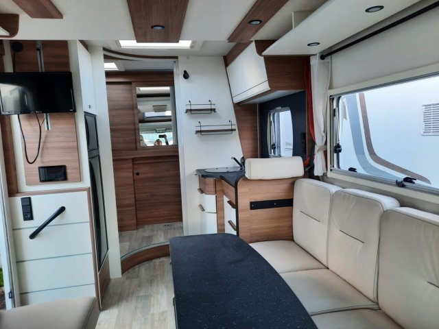 Pilote P 696 D Evidence - Photo 11