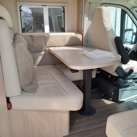 Burstner Ixeo I 700 - Photo 6