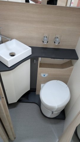 Rapido 686 F - Photo 9