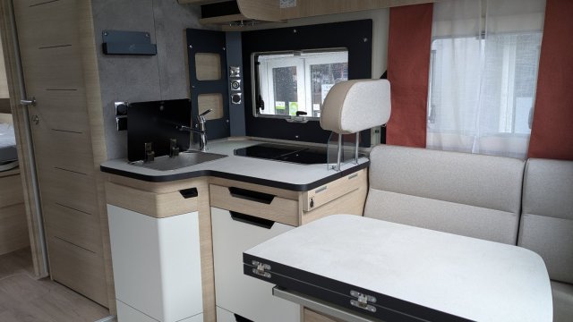 Rapido 686 F - Photo 3