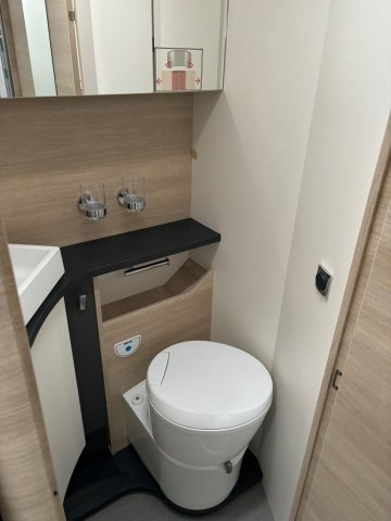Rapido 696 F - Photo 9