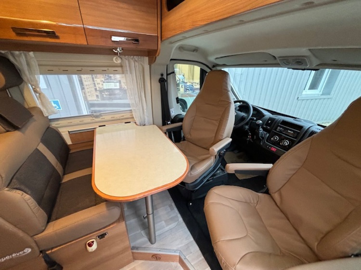 Campereve Magellan 643 