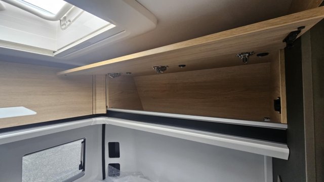 Campereve Magellan 643 Saphir Boîte Automatique 140ch - Photo 19