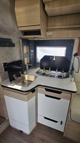 Rapido 686 F Collection 2026 - Photo 8