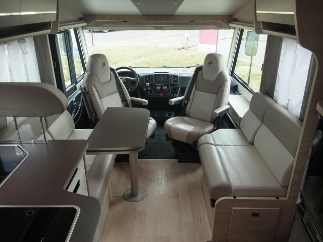 Rapido 896 F - Photo 8