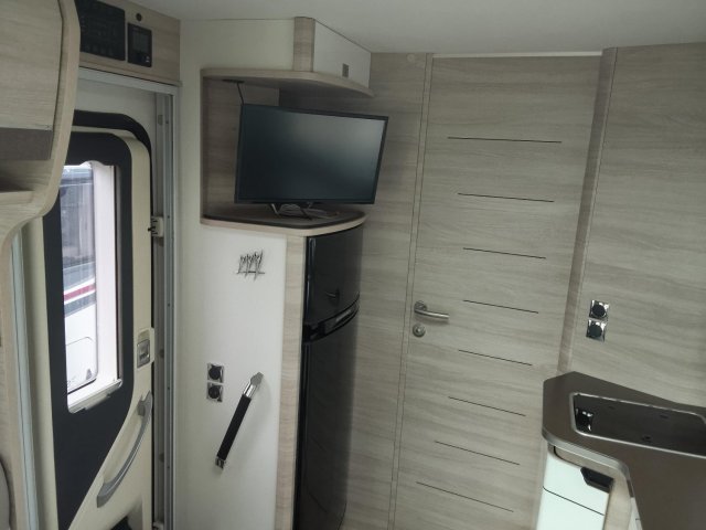 Rapido 896 F - Photo 11