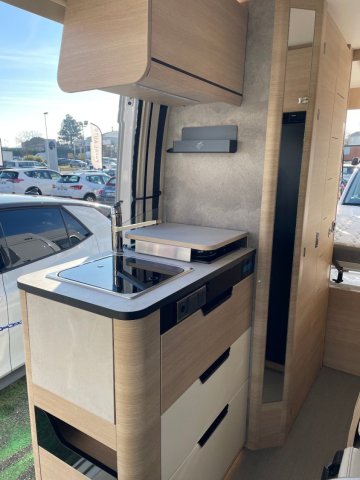 Rapido Van V55 BVA 140ch - Photo 8