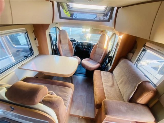 Burstner Ixeo IT 664 - Photo 2