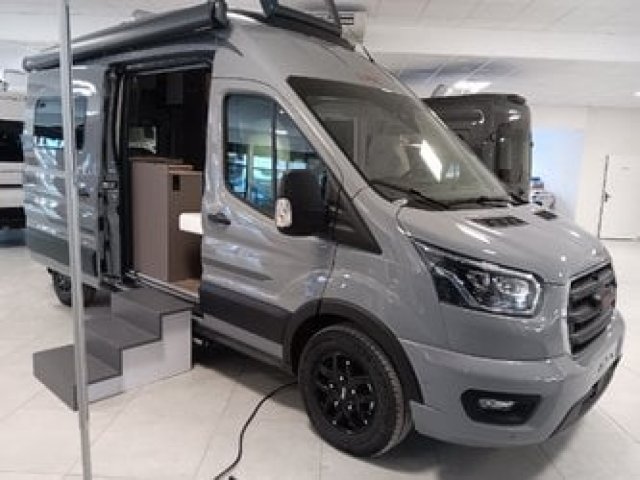 LMC Innovan 590 New Edition - Photo 1