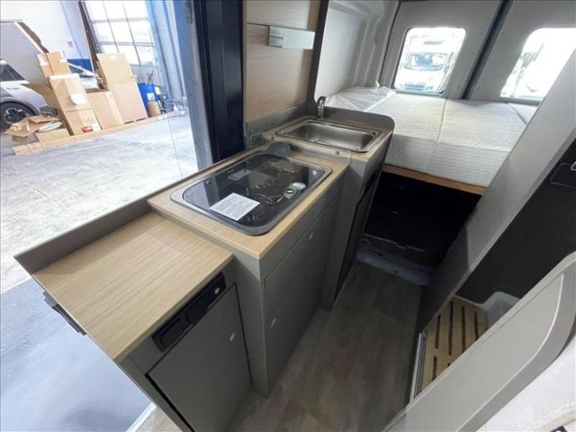 LMC Innovan 590 - Photo 6