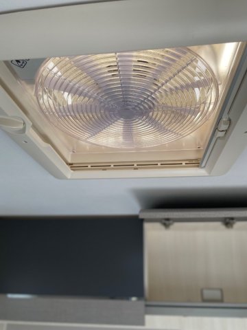 Challenger 328 Graphite Ultimate - Photo 12