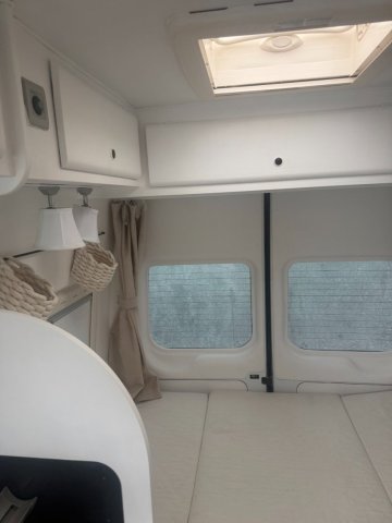 Font Vendome Forty Van - Photo 6