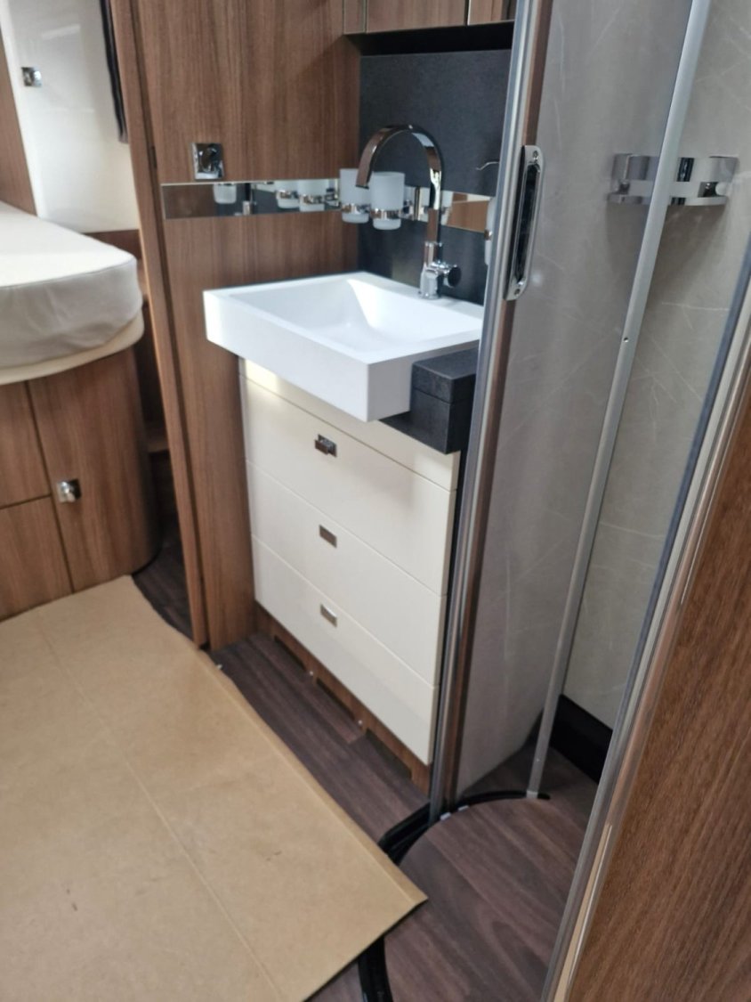 Carthago Chic S-Plus I 64 XL QB gris