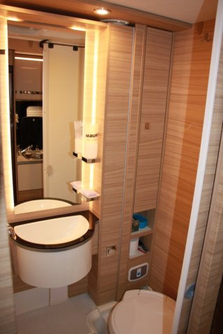Dethleffs Globebus I 1 GT White - Photo 3