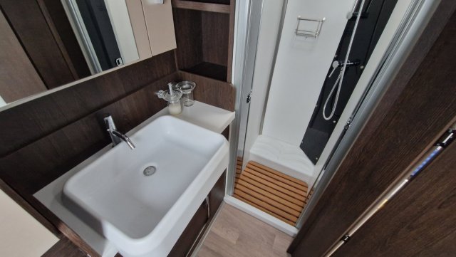 Benimar Tessoro 488 - Photo 11