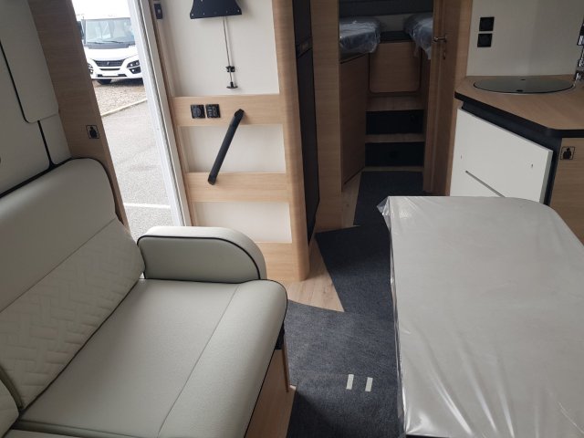 Rapido 8066 DF - Photo 23