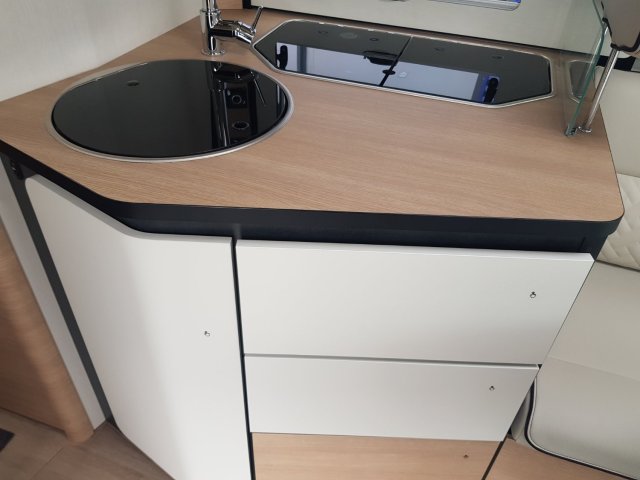 Rapido 8066 DF - Photo 24