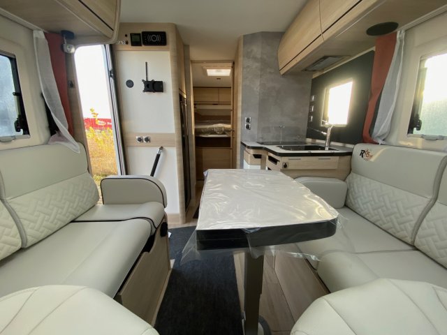 Rapido C86 65ans - Photo 3