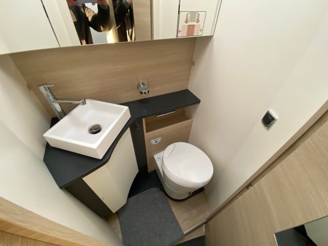 Rapido C86 65ans - Photo 6