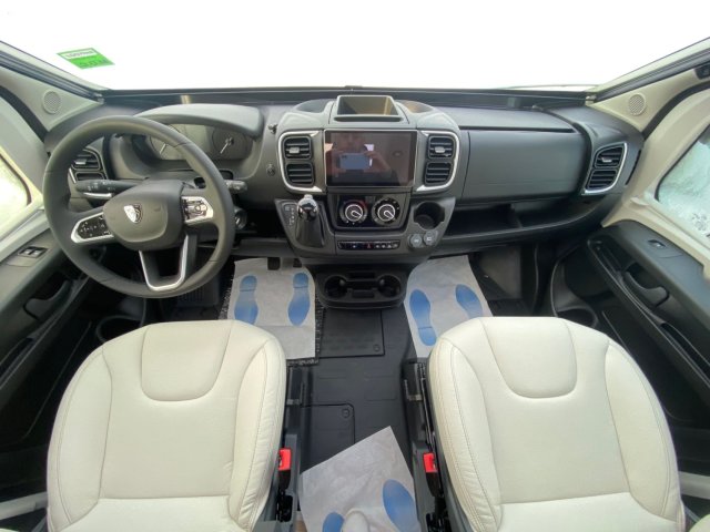 Rapido C86 65ans - Photo 2