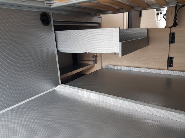 Rapido Van V55 - Photo 9