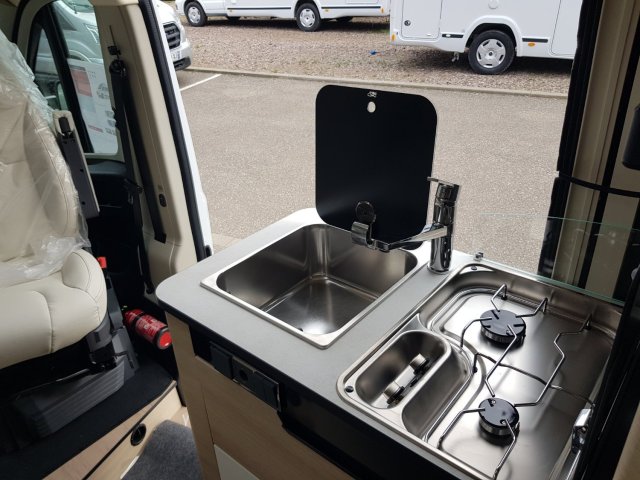 Rapido Van V55 - Photo 22