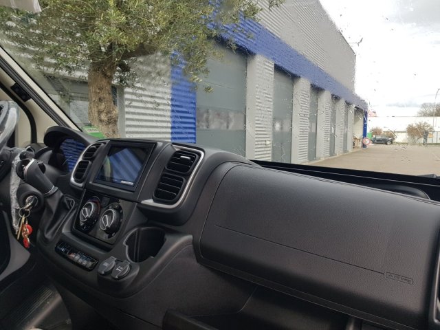 Rapido Van V55 - Photo 17