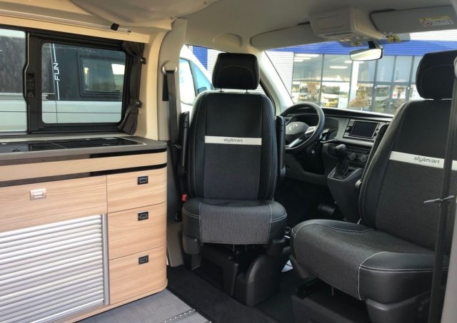 Stylevan Melbourne - Photo 3