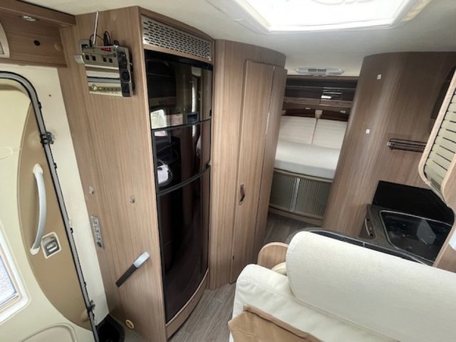 Burstner Aviano I 727 - Photo 7