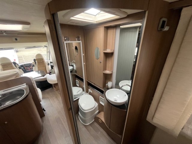 Burstner Aviano I 727 - Photo 11