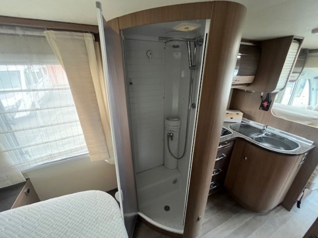 Burstner Aviano I 727 - Photo 12