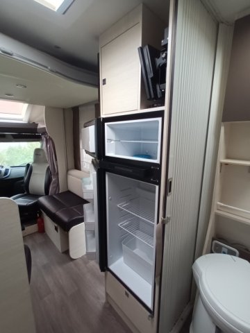 Challenger Genesis 396 - Photo 8