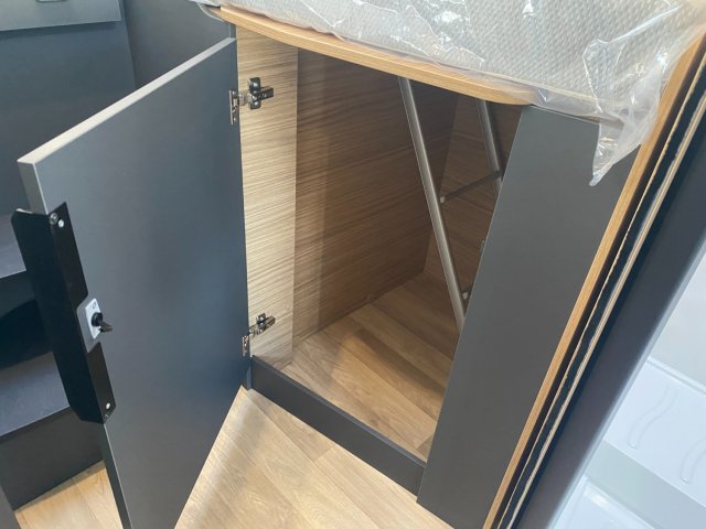 Bavaria T720FGJ Intense - Photo 32